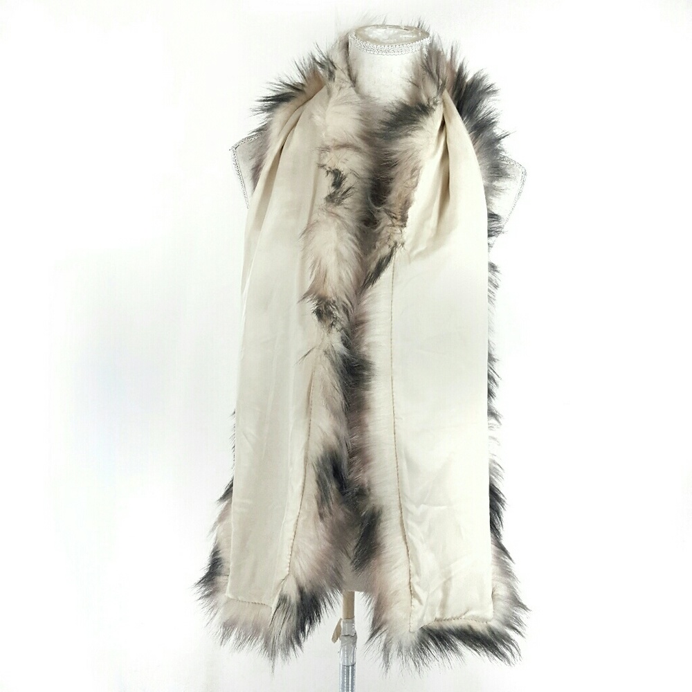 NWT Faux Fur Scarf - Picture 4 of 5